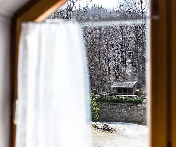 Gosciniec Solisko Bed & Breakfast 3*